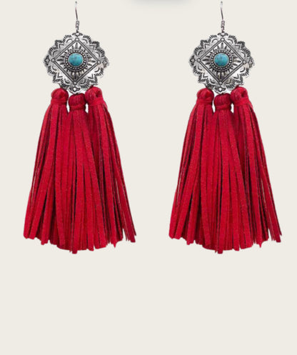 1586 T122 - T128 CONCHO FRINGE TASSEL EARRING