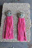 1611 T22 CONCHO W/ LEATHER TASSEL EARRING