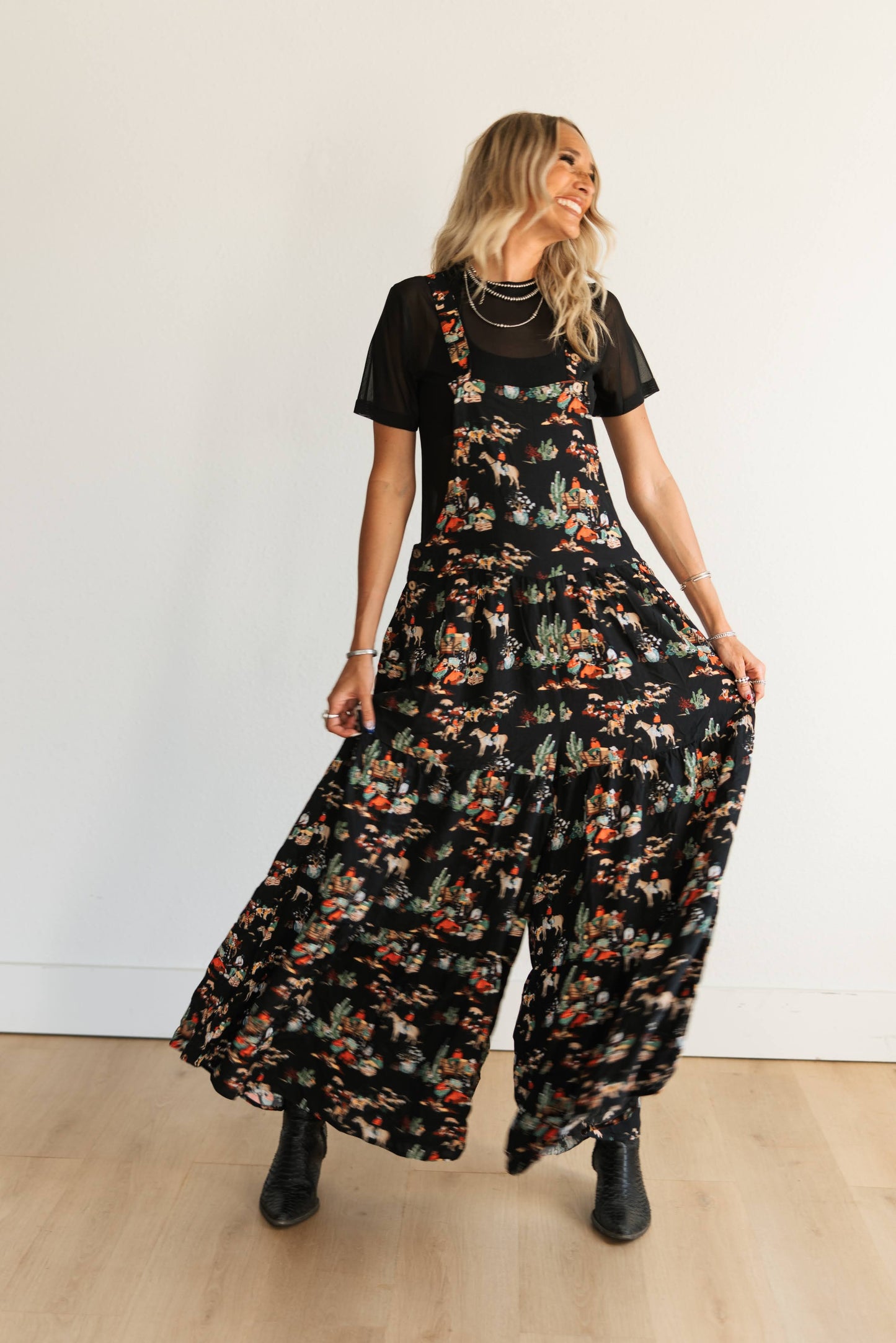 TH86 Overall RUFFLE ROMPER BLACK WAGON (7 Piece)