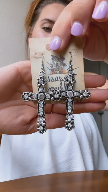 102272 R2-52 SILVER CROSS BLING ER