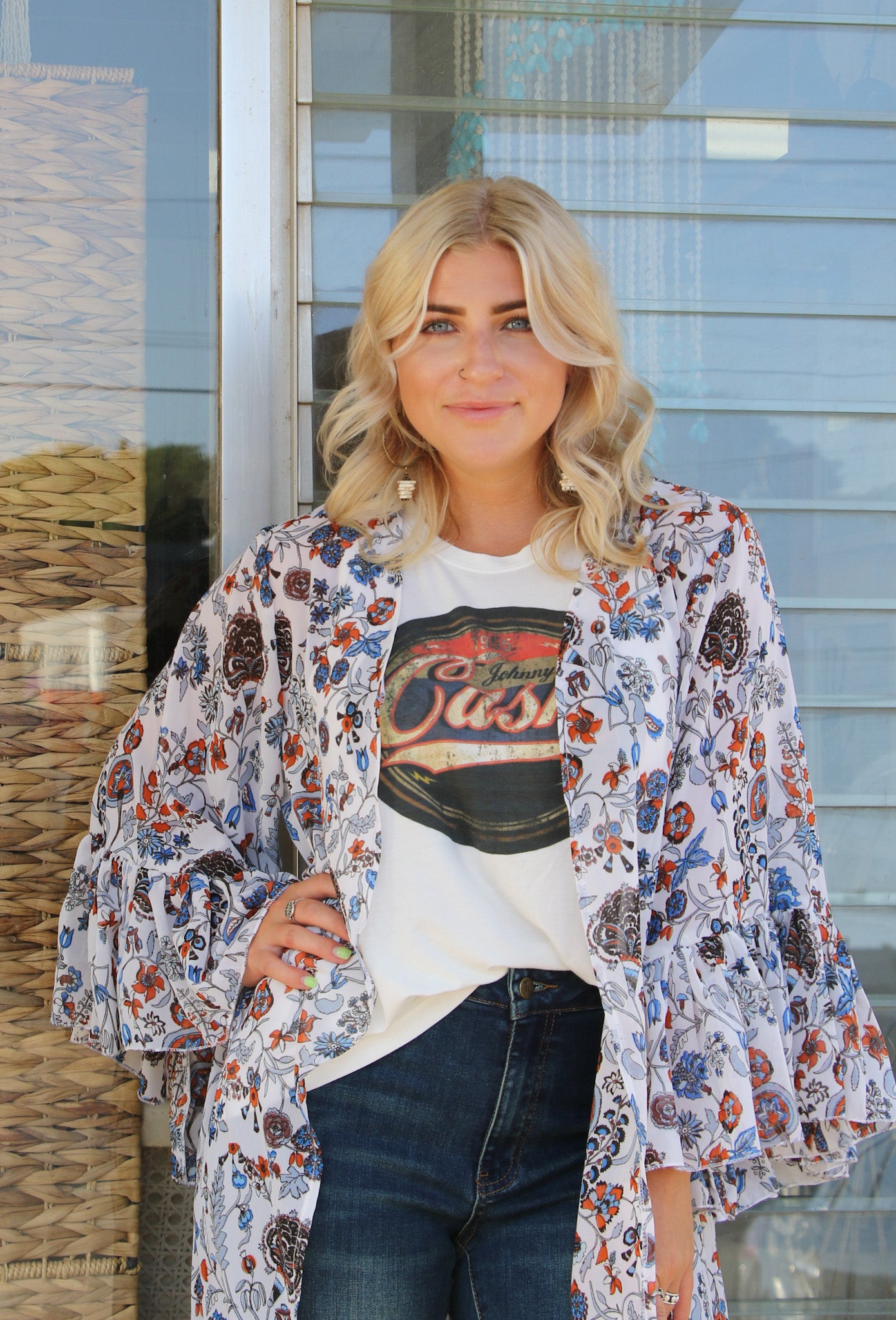 52020 R3-77 Bone Chip Earring