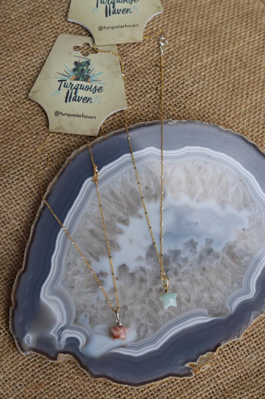 71915 R1- 49 Genuine Star Charm Necklace