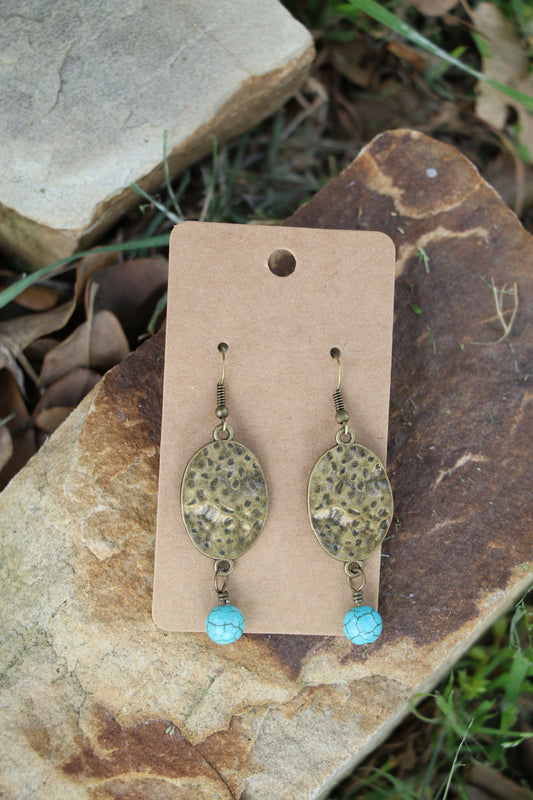 32362 R4-59 HAMMERED OVAL ER W TURQ DROP