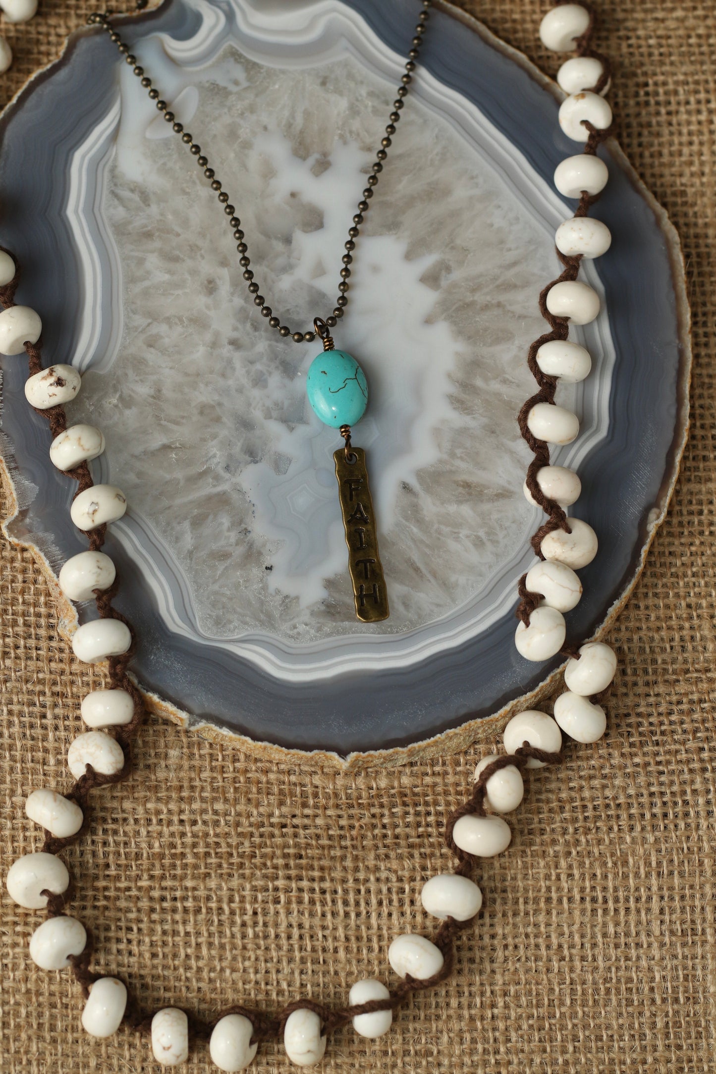 61722 R2-15 28inch N3L1 AG 2mm BC w/ Turquoise Drop Faith