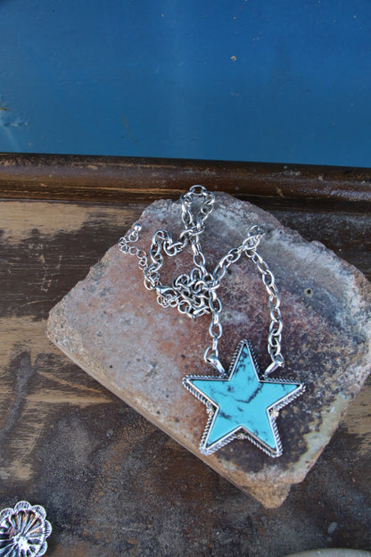 0540 T8 TURQ STAR NECKLACE