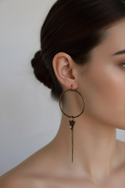 322133 R1-77 AG TRIANGLE, ROD AND CRYST HOOP ER