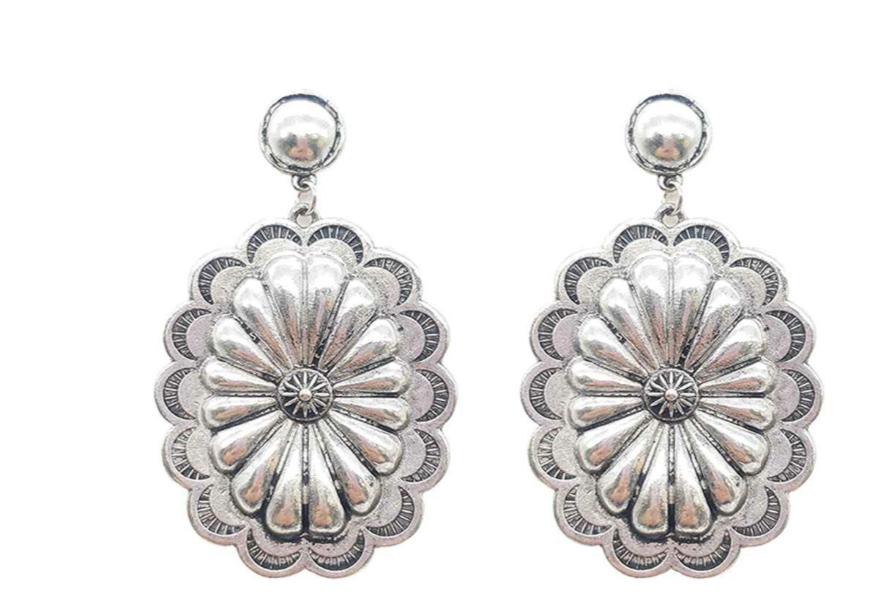 1430 SILVER DOMED LARGE CONCHO ER (1)