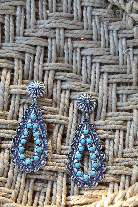 0177 H201 TURQ H26 WESTERN TEARDROP POST EARRINGS