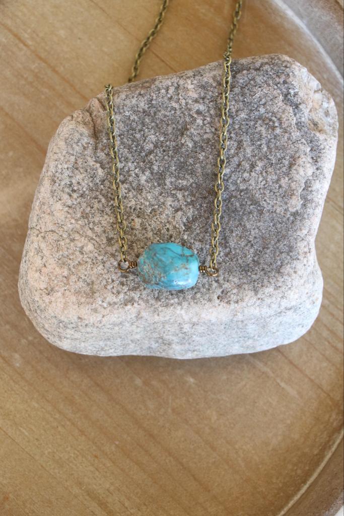 821103 R1-31 AG  Chain 18” Necklace w genuine Turquoise Stone