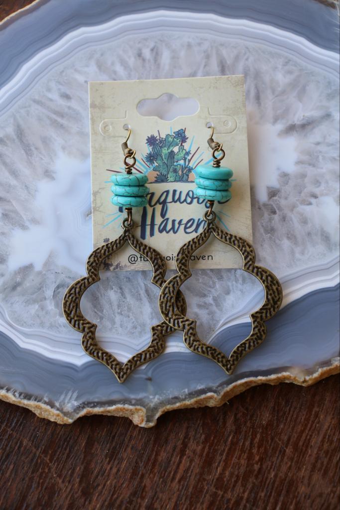 322117 R1-195 BRASS SWOOP DANGLE ER