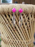 1470 T136 SILVER HOOP ON FUCHSIA POST ER