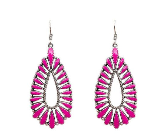 1409 T84 FUCHSIA NEEDLEPOINT TEARDROP ER